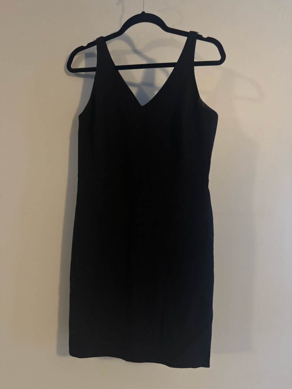 Classic Black V-Neck Sleeveless Dress